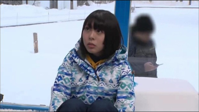 彼氏が離れている間にエロいマッサージで彼女を「寝とって」中に出しました。