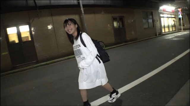 チ〇チ〇依存症のお嬢さん、しっかりハメられ大喜びでイカされる。